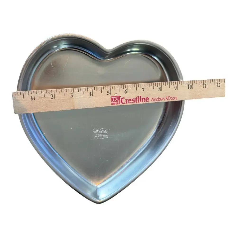 Vintage Wilton Heart Cake Pans Lot of 2 1971 Sugar Plum Party Pans One Insert